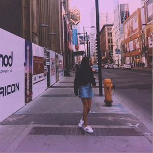 Meet your Posher, Issa